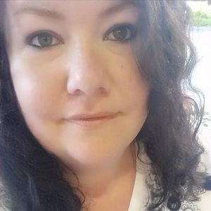 Meet your Posher, Kacey